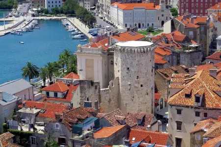Split em abril