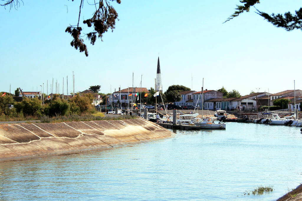 Ars-en-Re : Ars-en-Re :