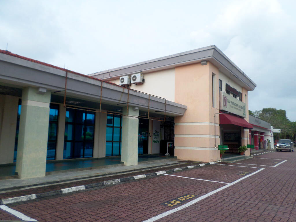 Bandar Penawar :  Bandar Penawar :