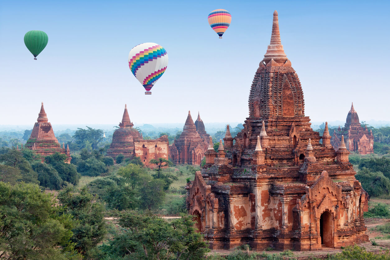 Birmânia: Mongolfières au-dessus de Bagan