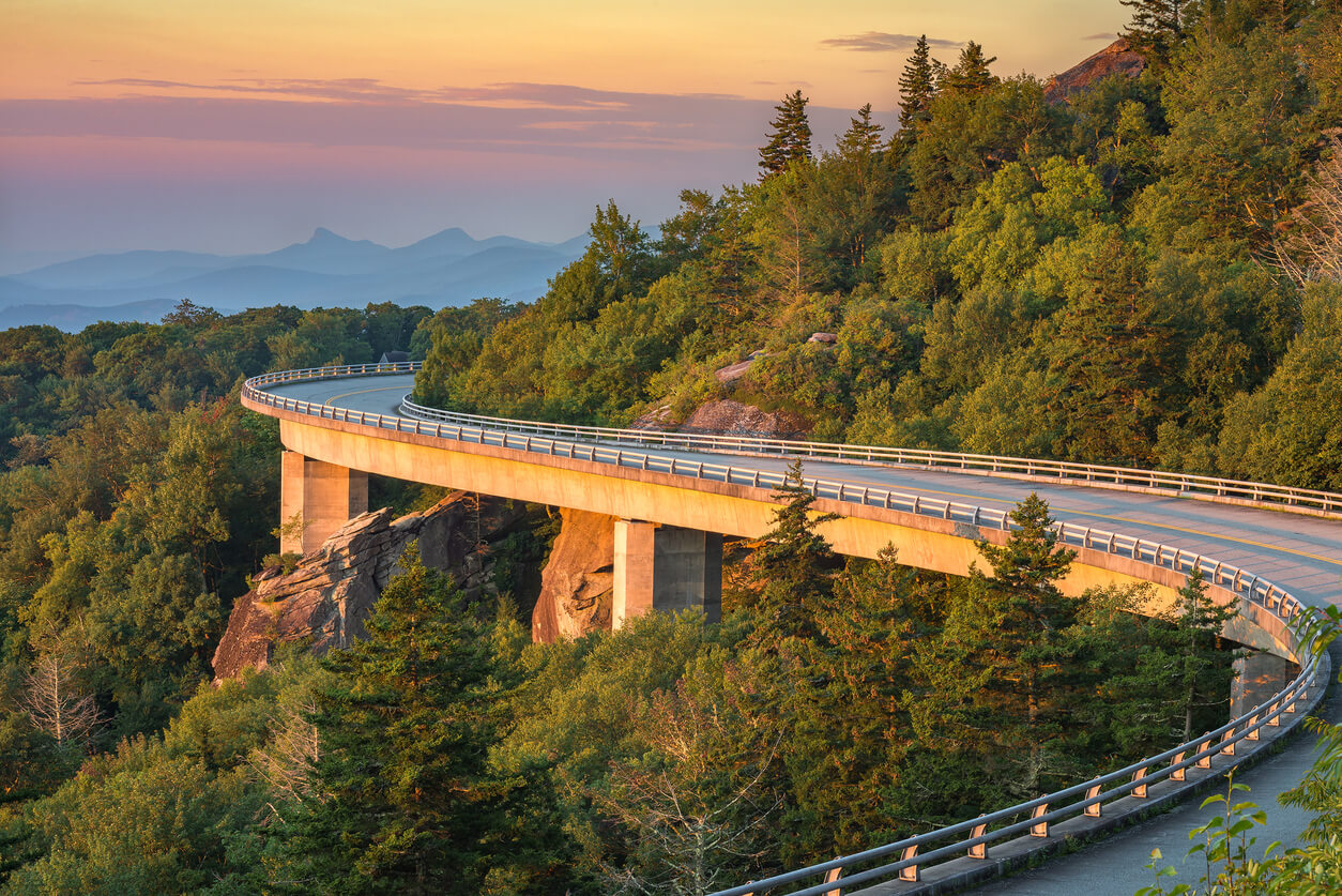 Carolina do Norte : Blue Ridge Parkway en Caroline du Nord Carolina do Norte : Blue Ridge Parkway en Caroline du Nord