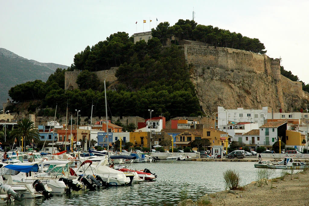 Denia :  Denia :
