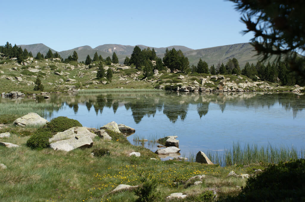 Encamp :  Encamp :