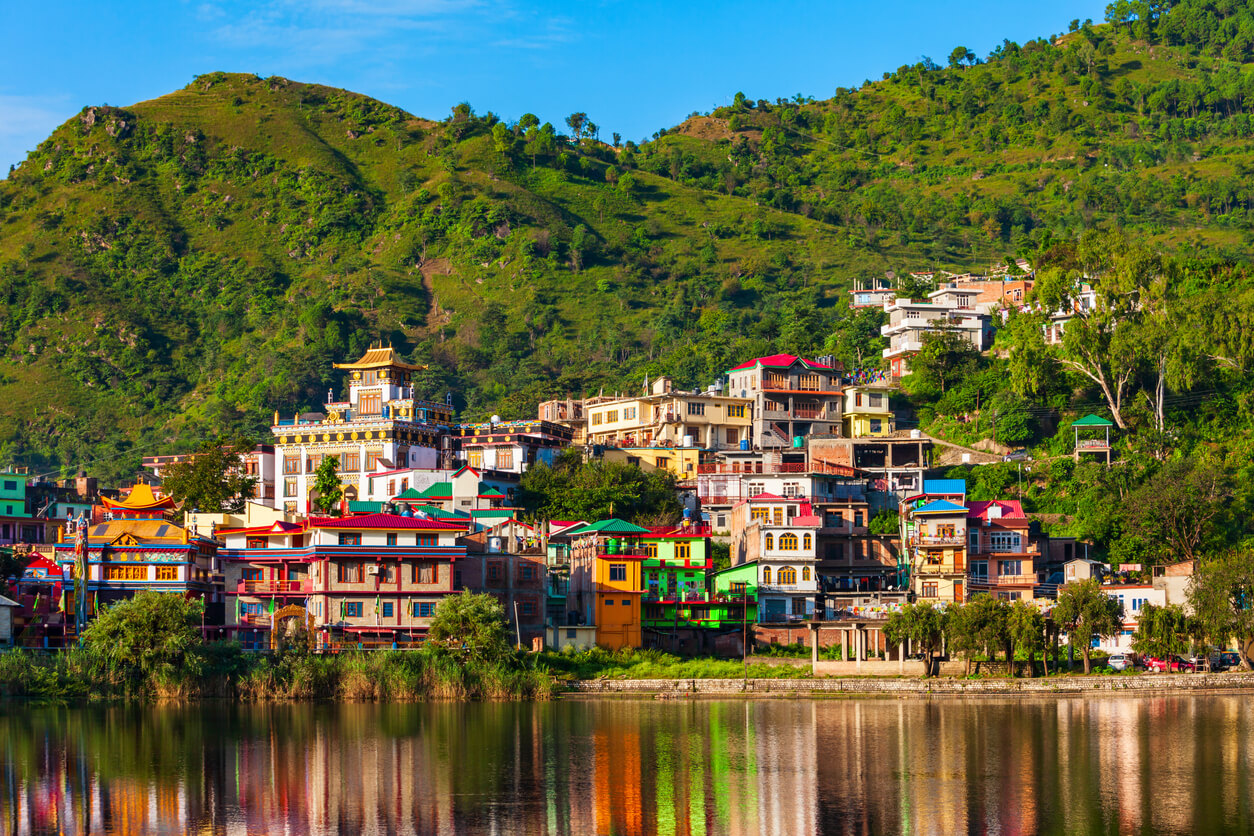 Himachal Pradesh (Shimla) : Ville bouddhiste de Rewalsar, Himachal Pradesh Himachal Pradesh (Shimla) : Ville bouddhiste de Rewalsar, Himachal Pradesh