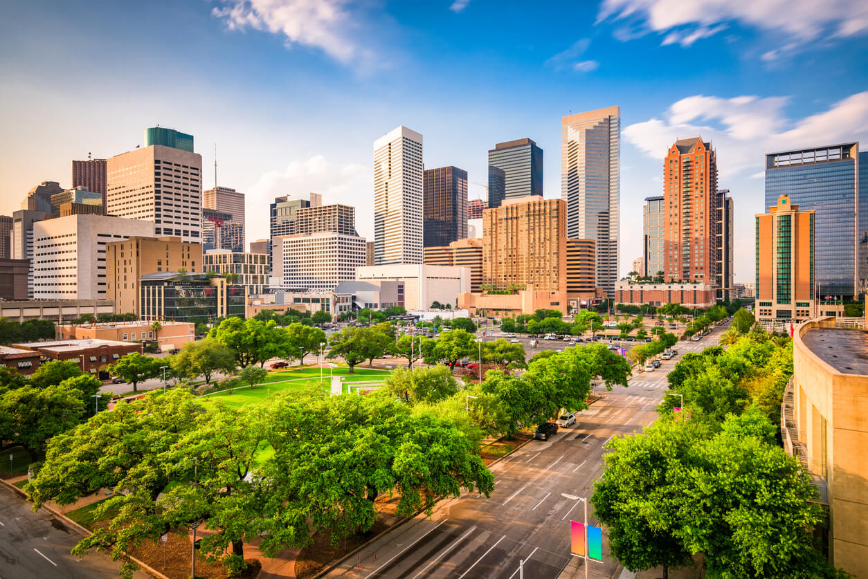 Houston :  Houston :