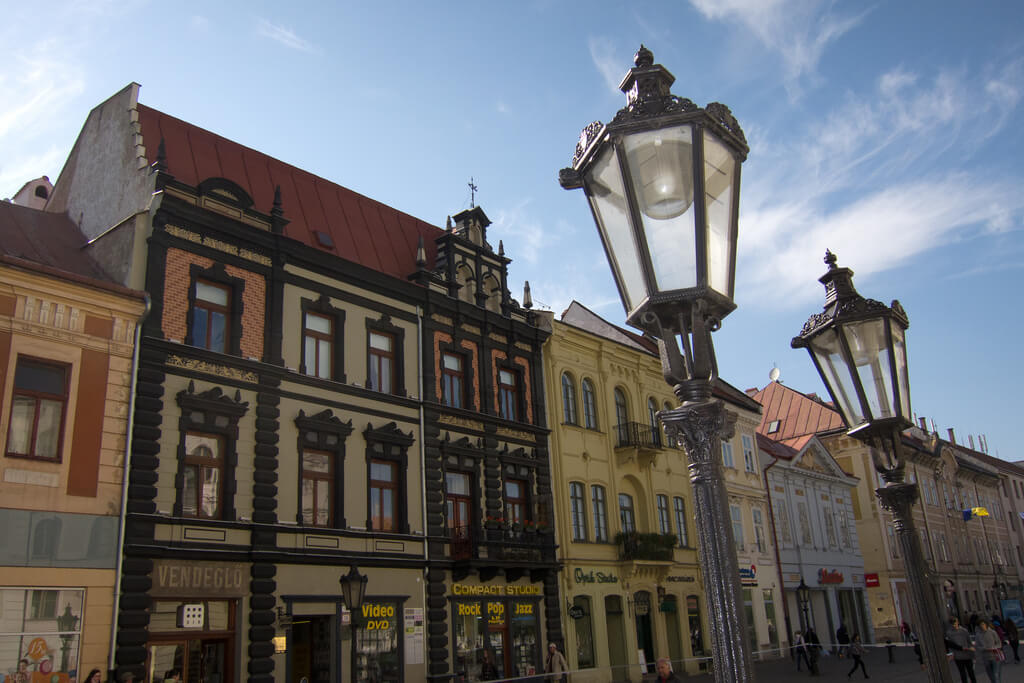 Košice :  Košice :