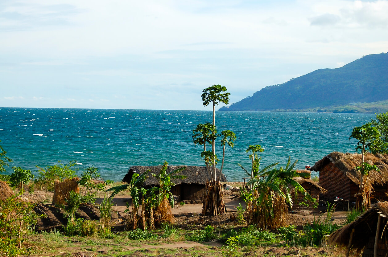 Lago Niassa (lago Malawi) :  Lago Niassa (lago Malawi) :