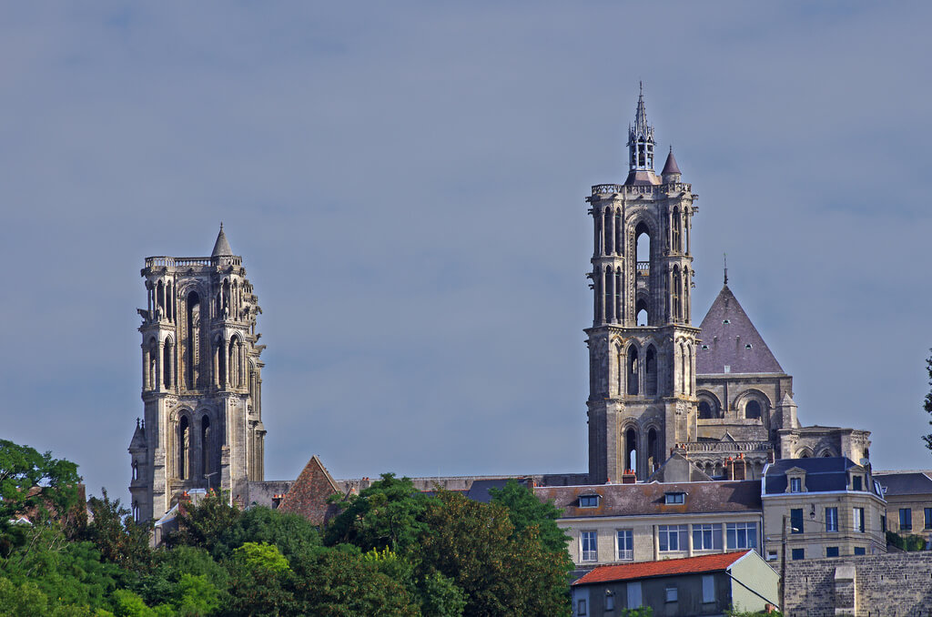 Laon :  Laon :