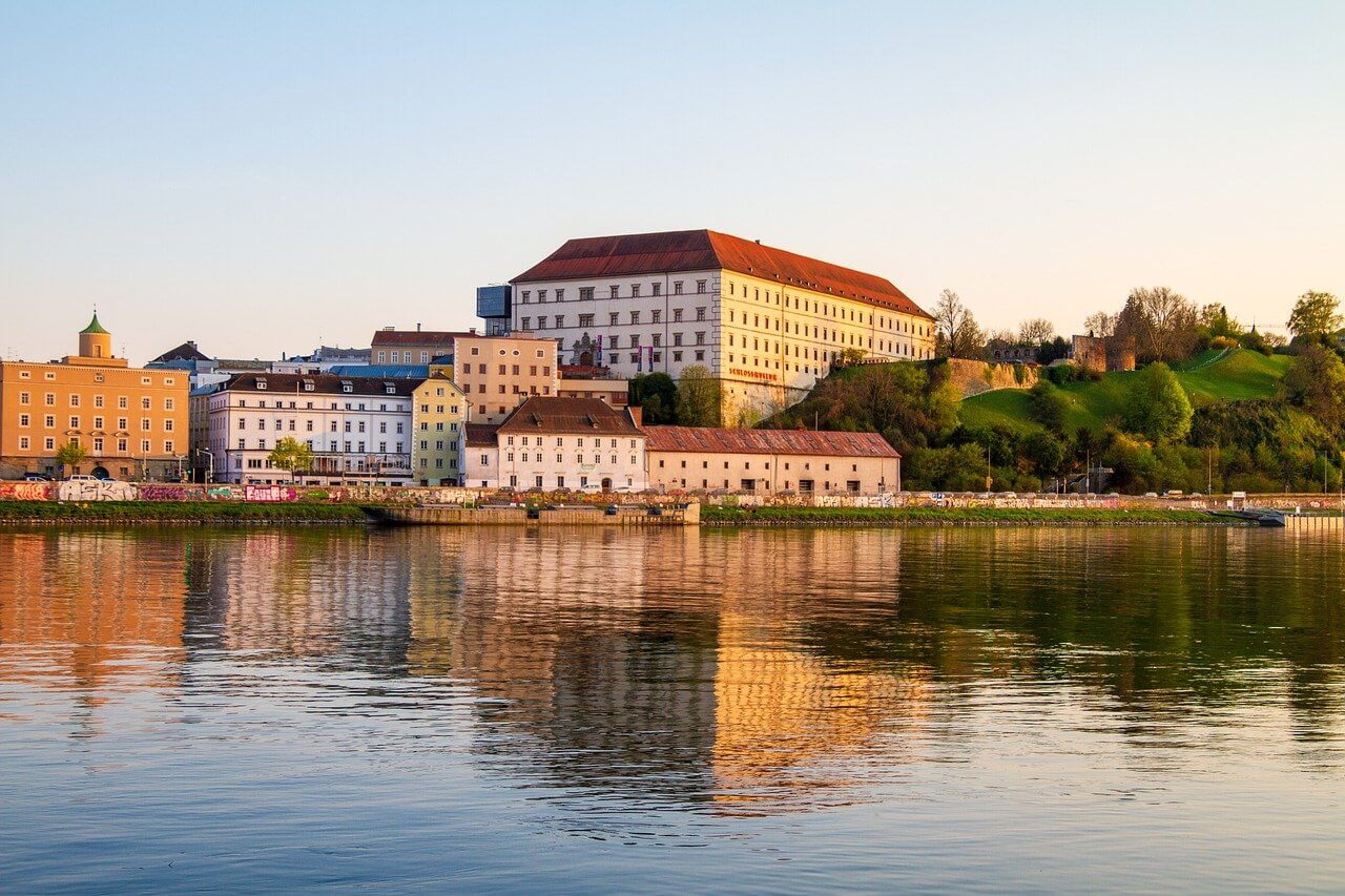 Linz : Linz Linz : Linz