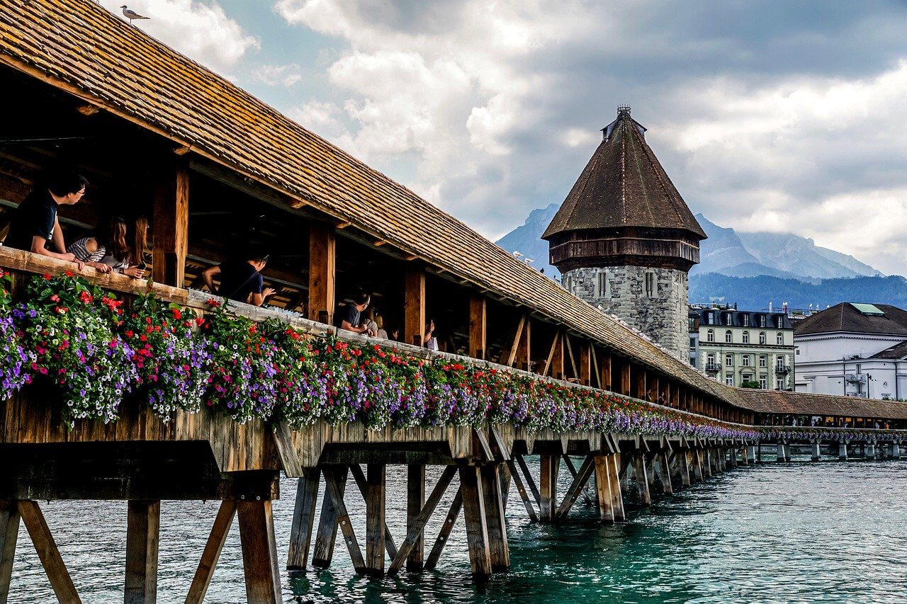 Lucerna : Lucerne Lucerna : Lucerne