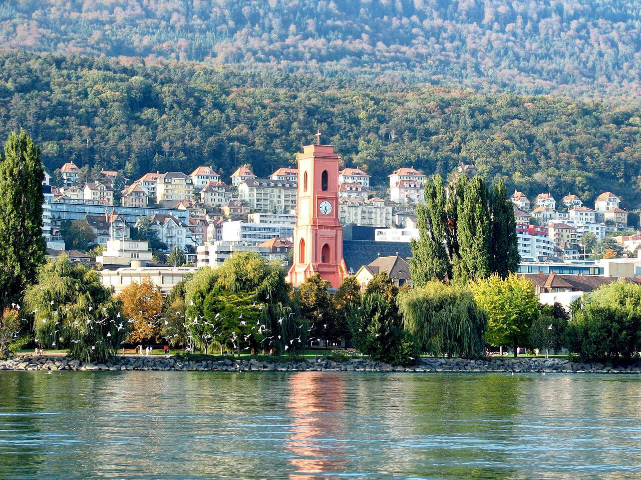 Neuchatel : Neuchâtel Neuchatel : Neuchâtel