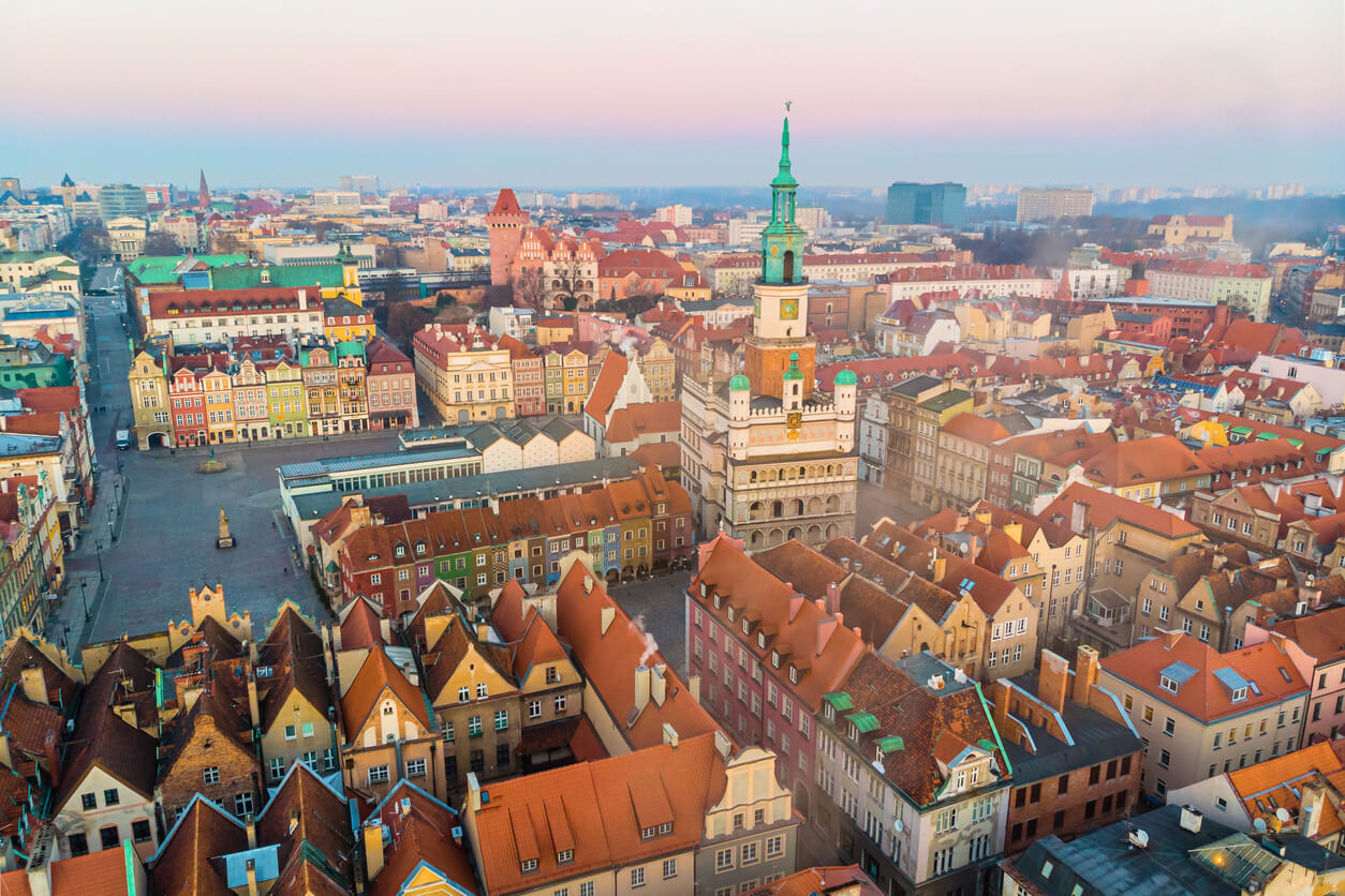 Poznan : Poznan Poznan : Poznan