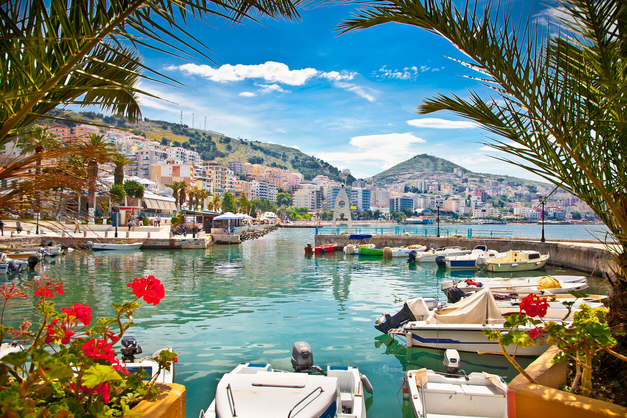 Saranda :  Saranda :