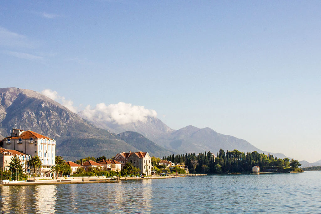 Tivat :  Tivat :